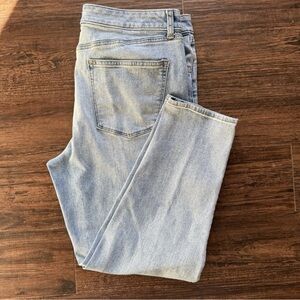 Talbots Women's Light Wash Everyday Relaxed Jeans Size 12